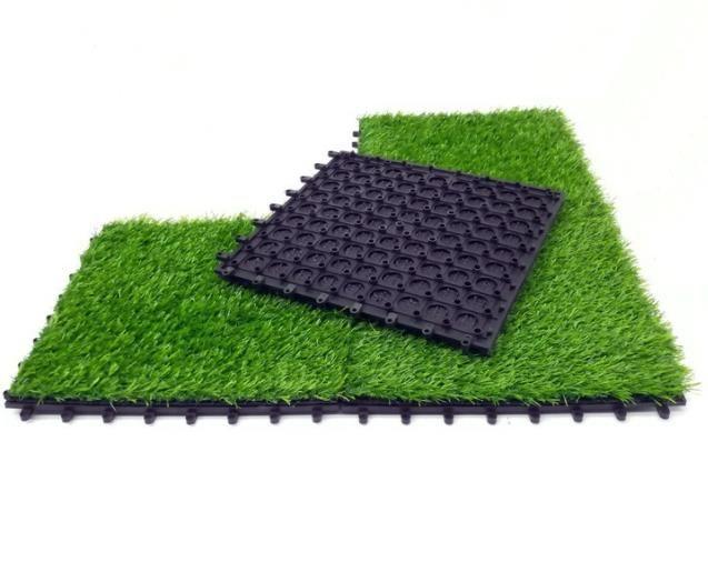 Artificial grass in 30x30cm tiles - green