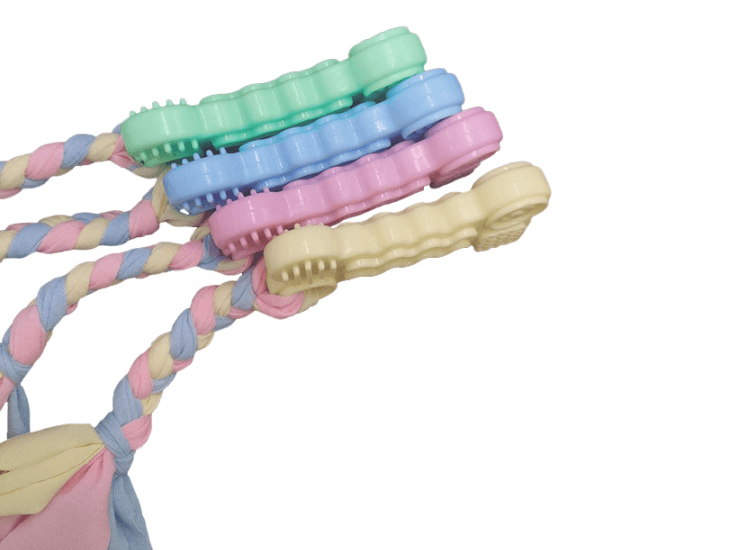 Kolorowa zabawka dla psa - gryzak ze sznurkiem, zielona