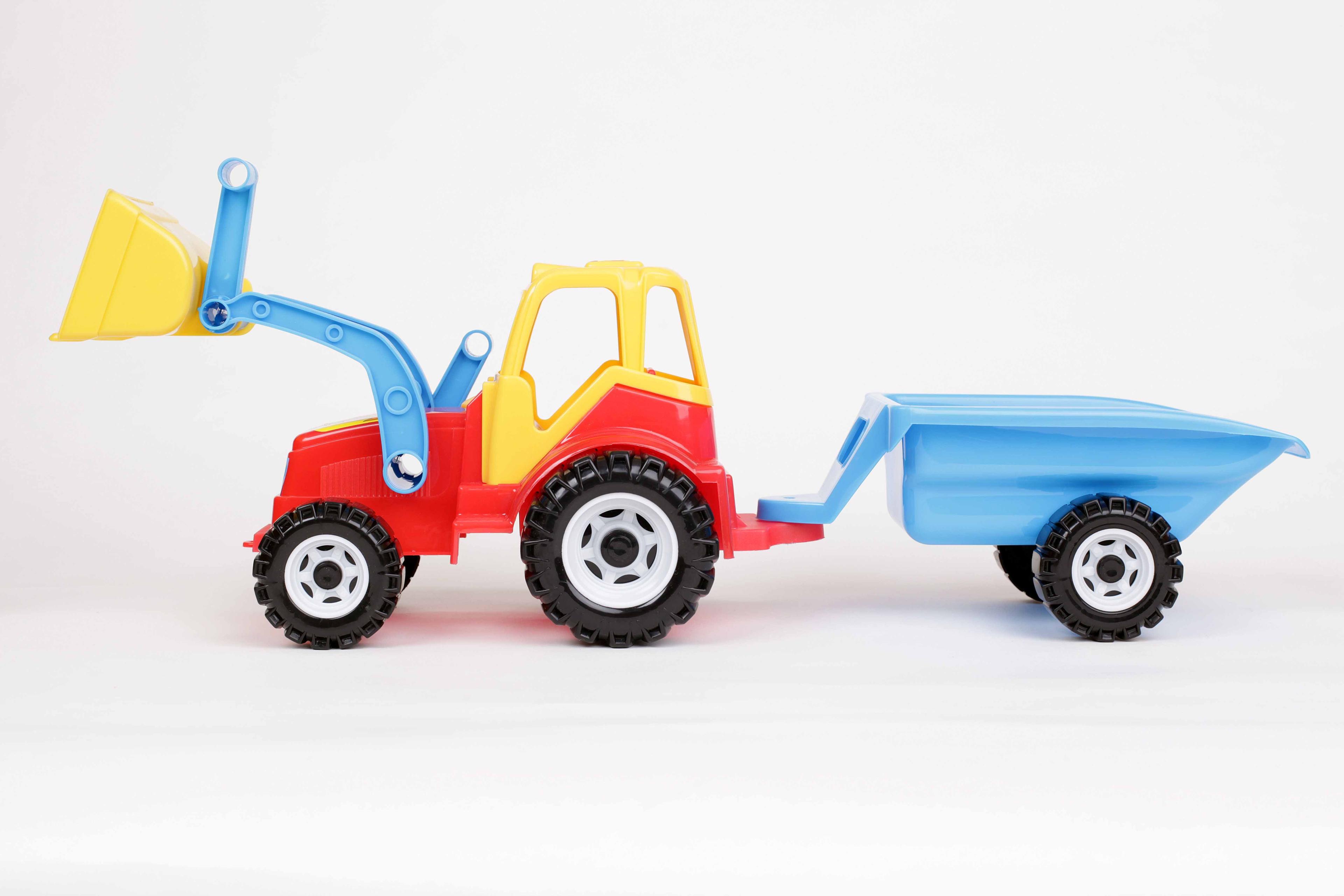 Traktor z ładowarką i przyczepą – model 091