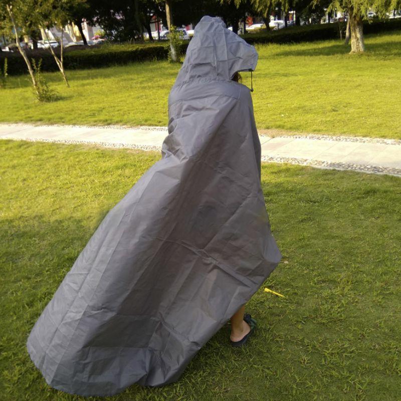 Waterproof picnic blanket with raincoat - gray