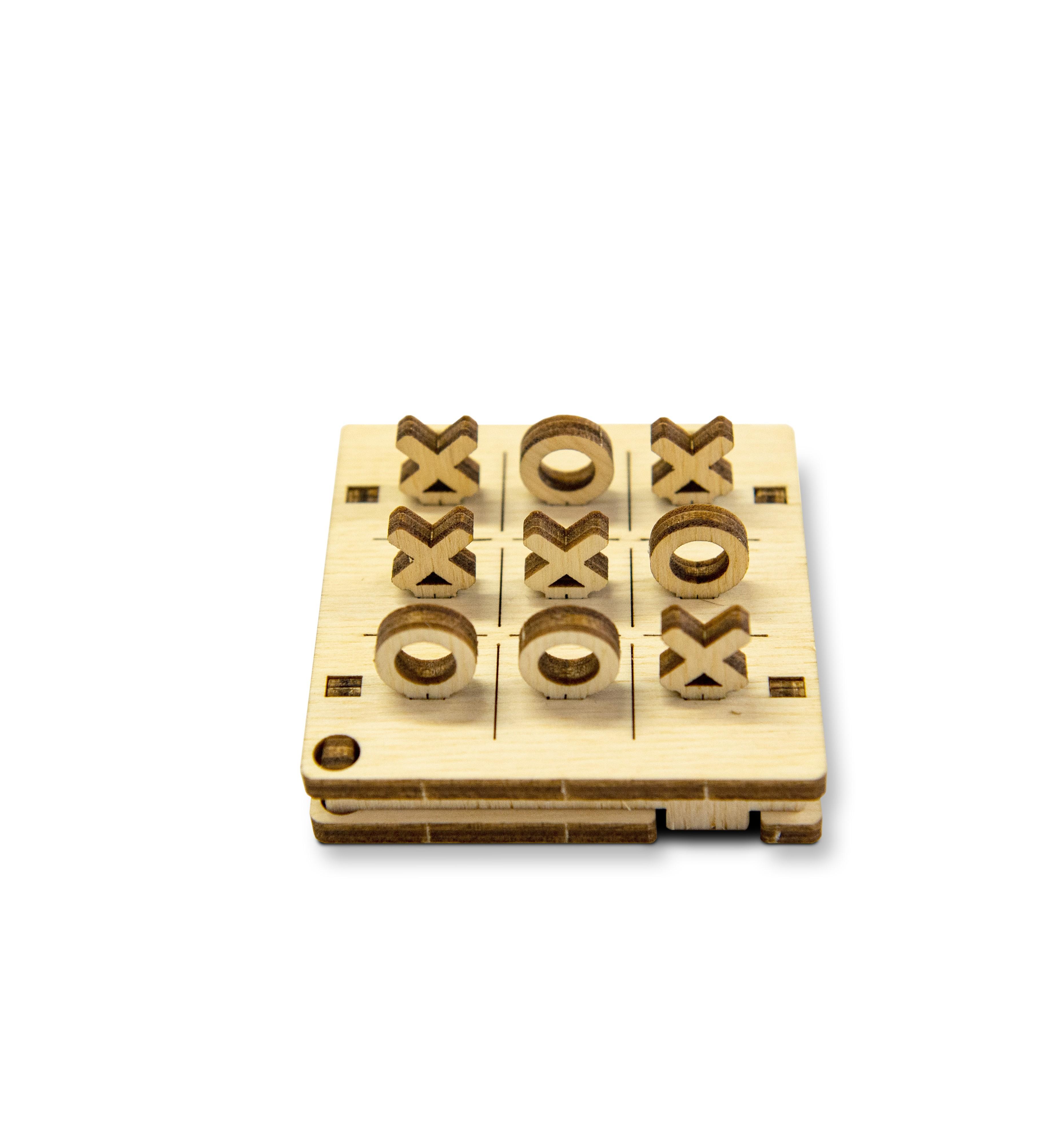 Drewniane Puzzle 3D – Gra Kółko i Krzyżyk z Drewna № 1