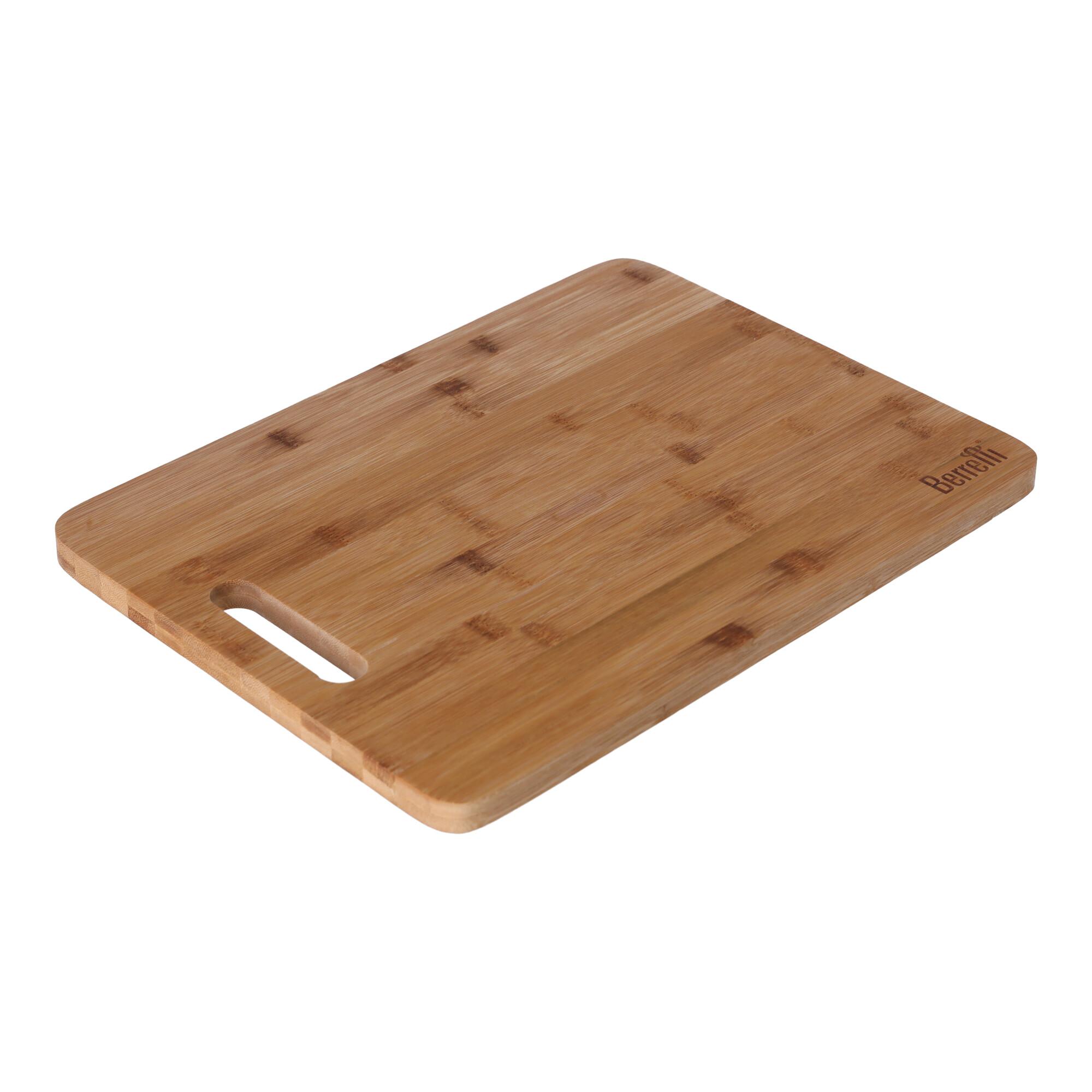 Bamboo cutting board BERRETTI, size 38x28x1.5 cm