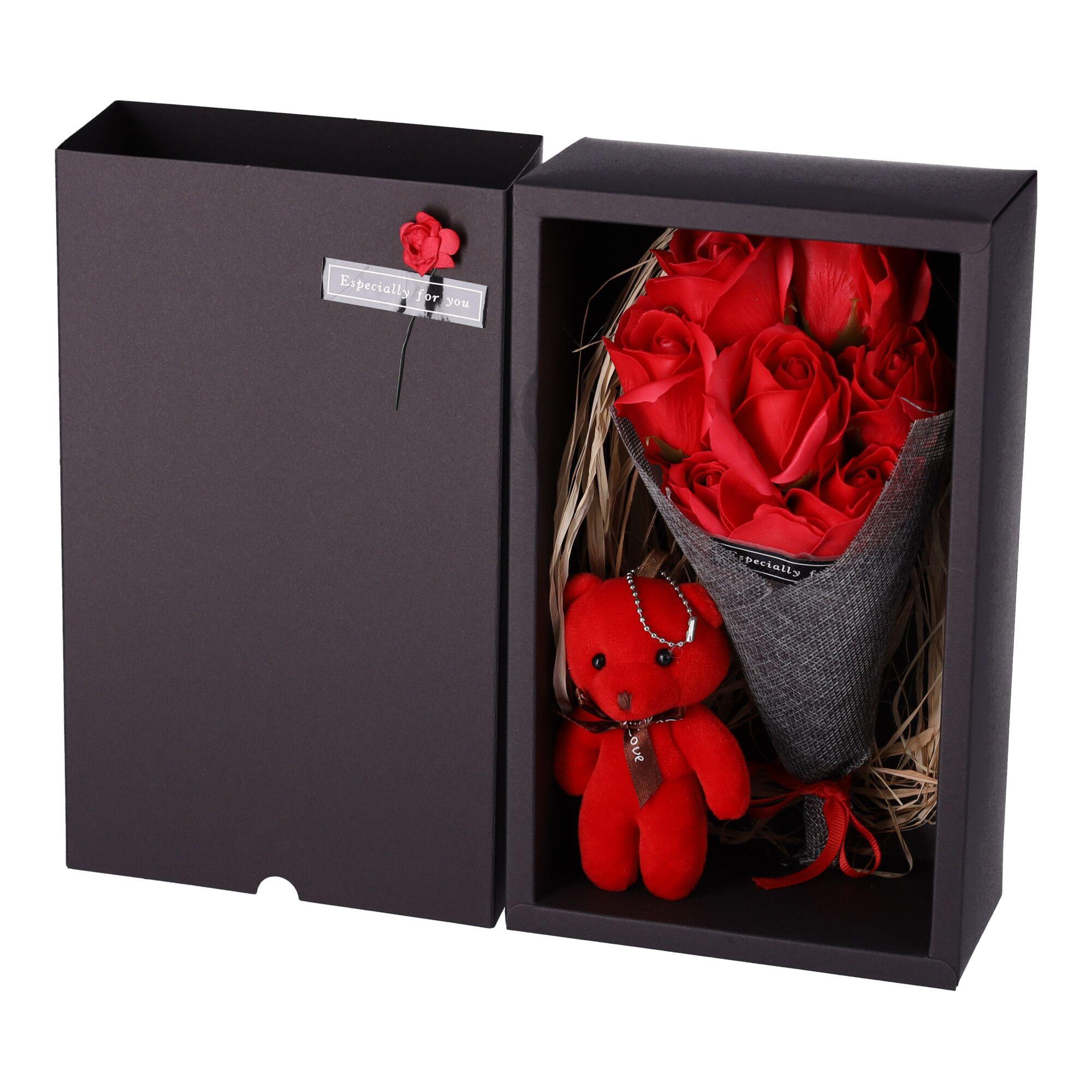 Box mydlanych róż - czerwony