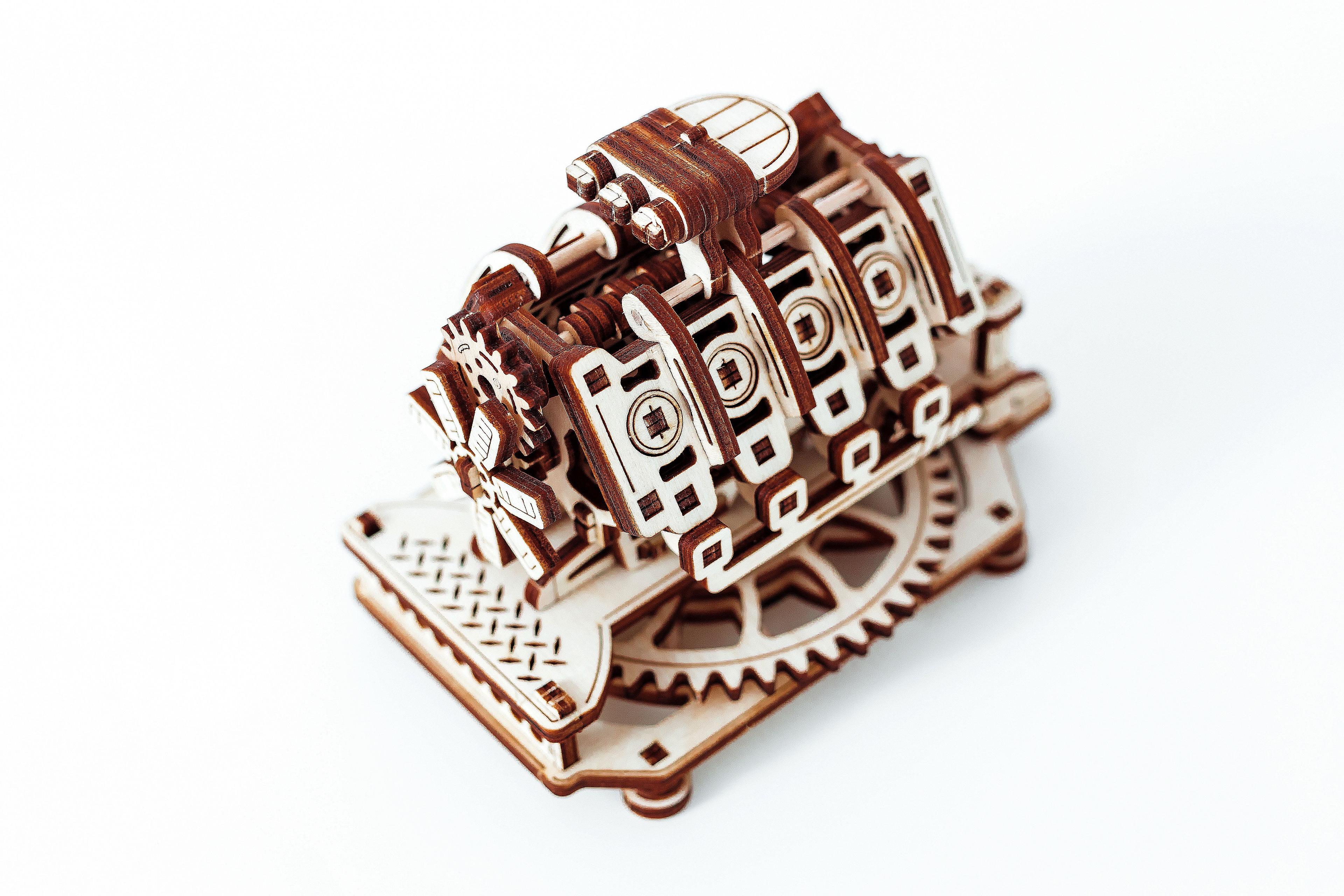Drewniane Puzzle 3D – Silnik V8