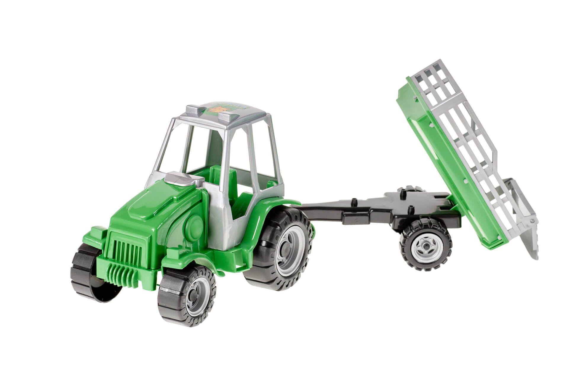 Traktor z przyczepą – model 213