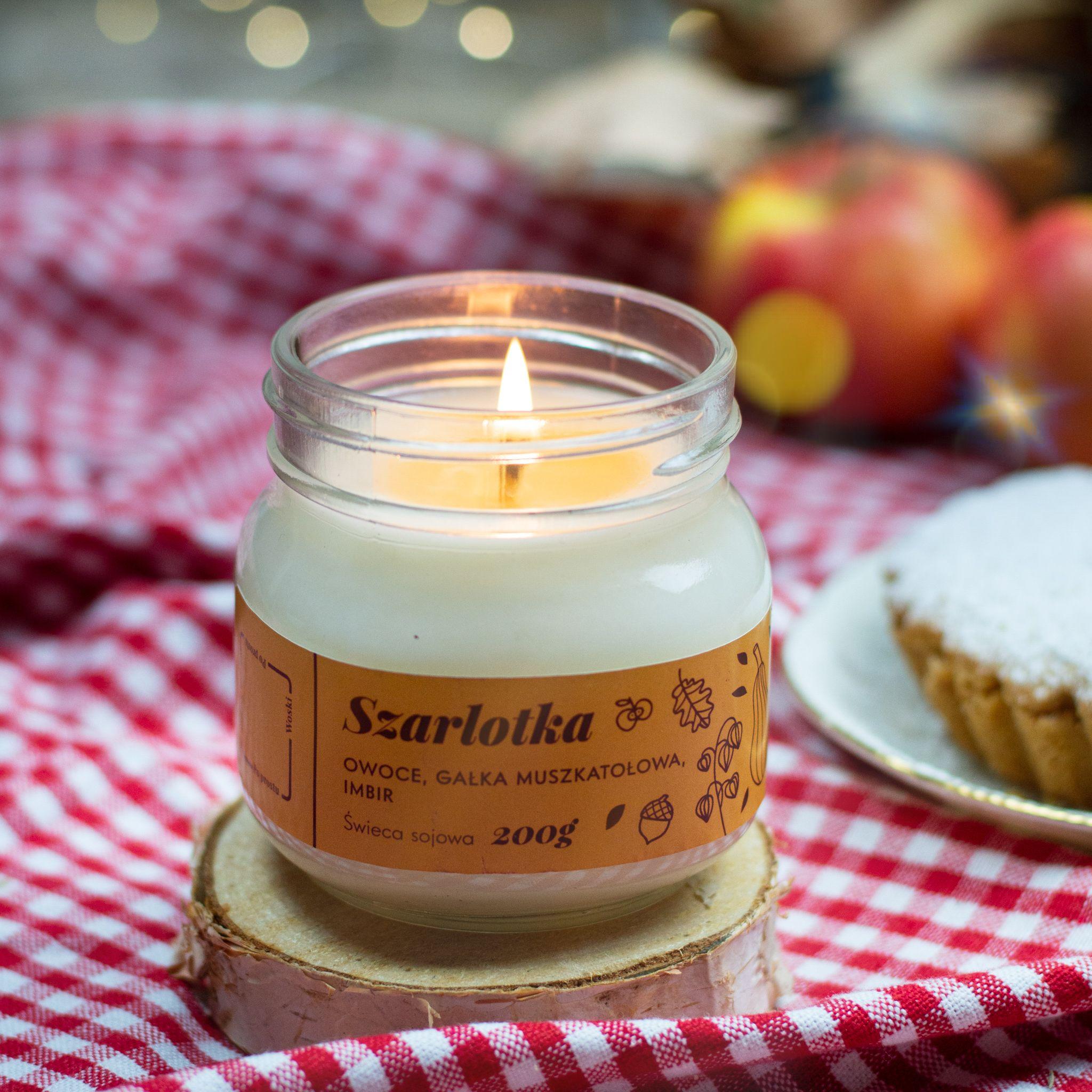 Zapachowa świeca Premium - Szarlotka / Polski produkt