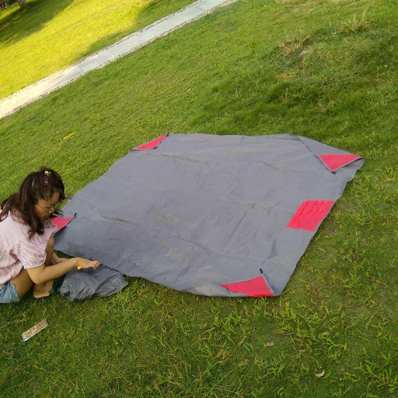 Waterproof picnic blanket with raincoat - gray