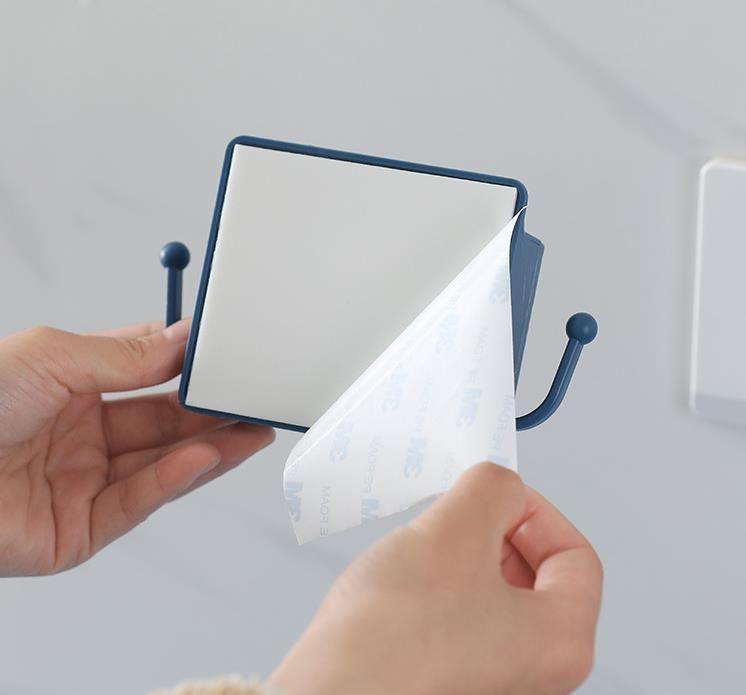 Organizer / wall holder for a mobile phone - blue
