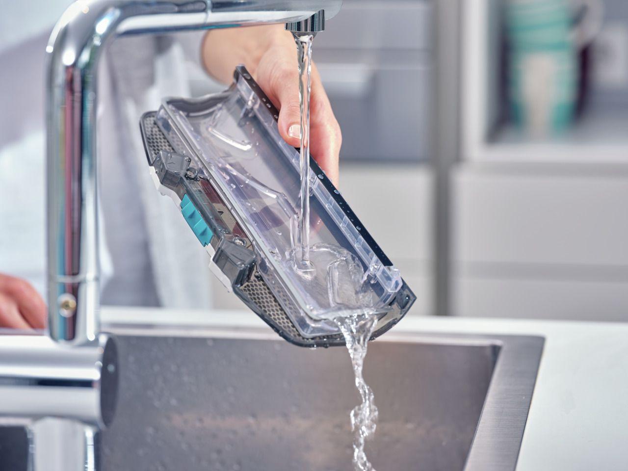 Bezprzewodowy odkurzacz myjący Regulus AquaPowerVac Leifheit