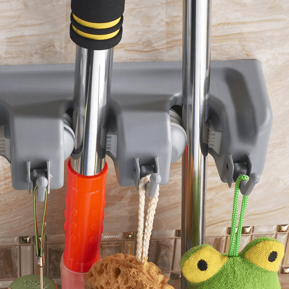 Mops tool holder broom