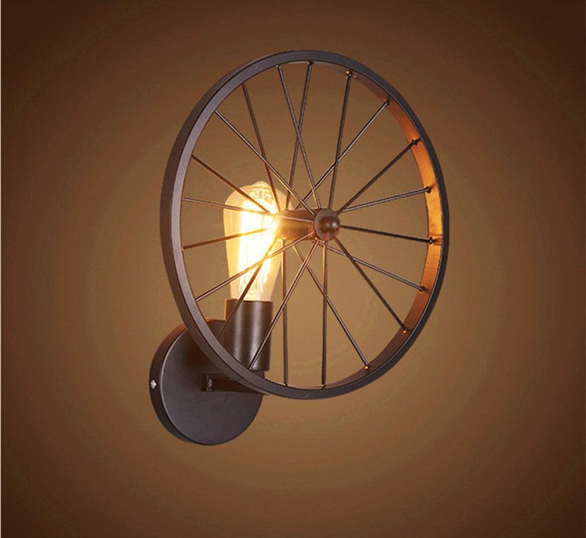 Nástěnná lampa ve tvaru kola jízdního kola, retro industriální styl