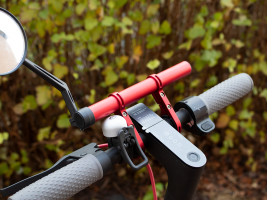 Aluminiowy uchwyt na kierownice rower / Hulajnoga Xiaomi M365/ Pro - czerwona