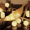 Lampki dekoracyjne LED cotton balls - białe